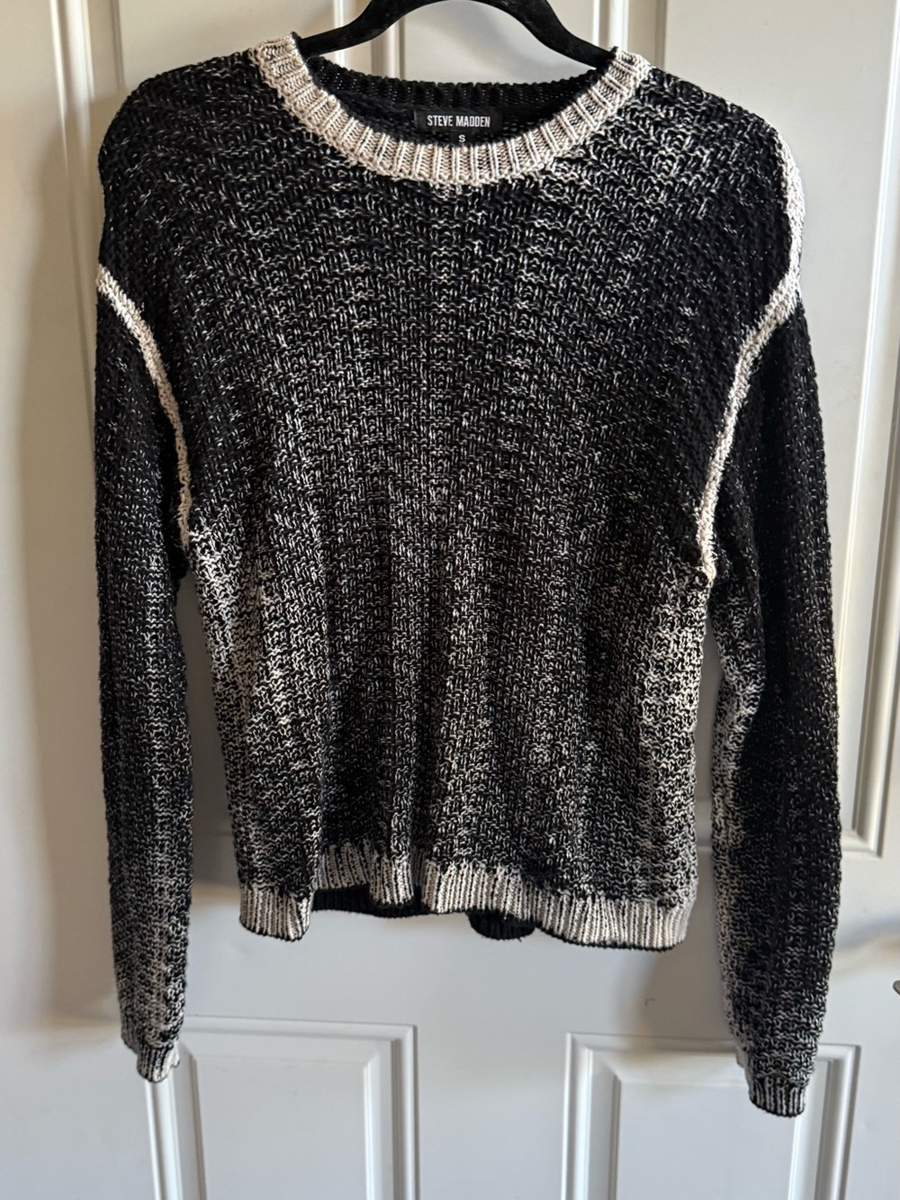 Steve Madden Black & Cream Marled Crewneck Sweater